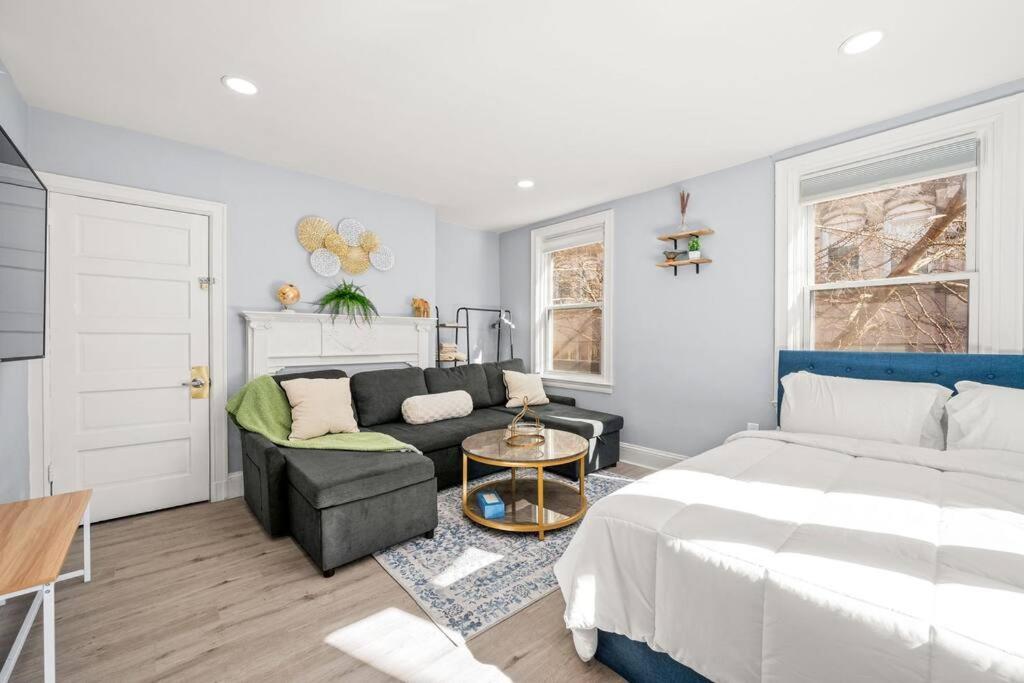 New! Cozy Apt In Center City! 필라델피아 외부 사진